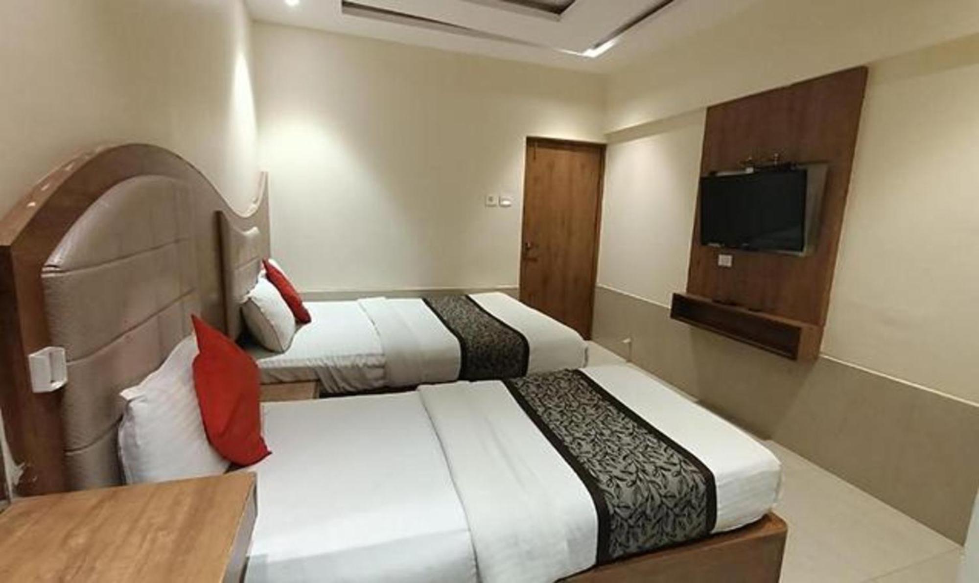 Fabhotel Regal Inn Bombaj Exteriér fotografie